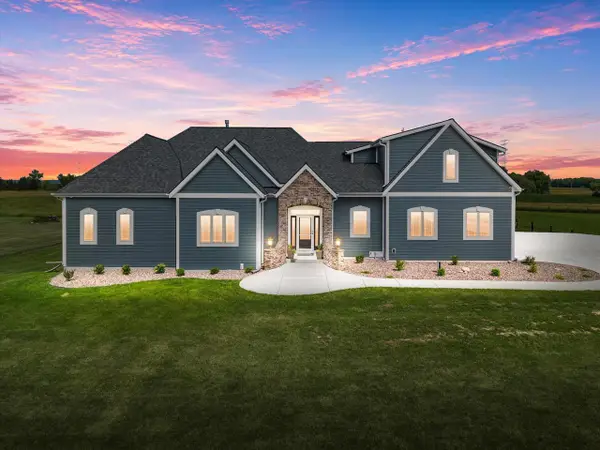 W187S10596 Kelsey DRIVE, Muskego, WI 53150