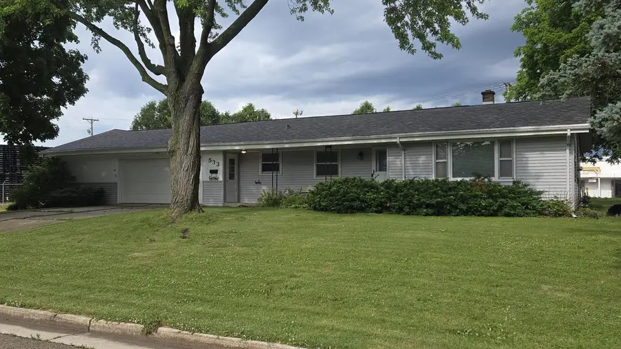 533 Degner AVENUE, Mayville, WI 53050 - #2