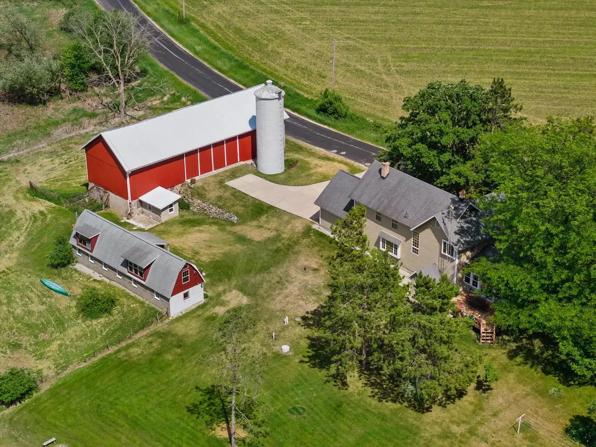 N9523 North River ROAD, Ixonia, WI 53036 - #1