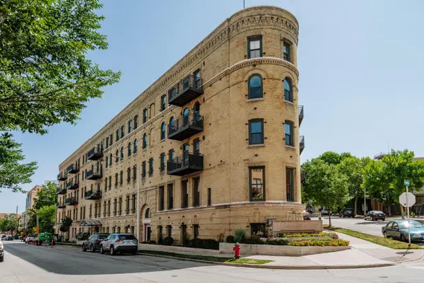 1818 N Water STREET #206, Milwaukee, WI 53202
