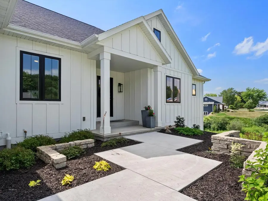 W6812 Lake View DRIVE, Elkhart Lake, WI 53020 - #2