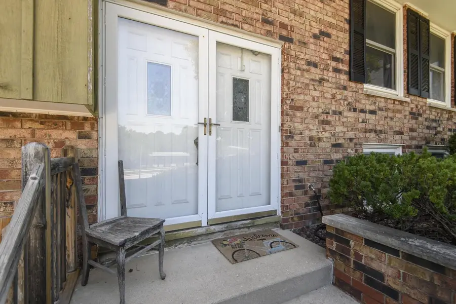 125 N Grandview BOULEVARD, Waukesha, WI 53188 - #2