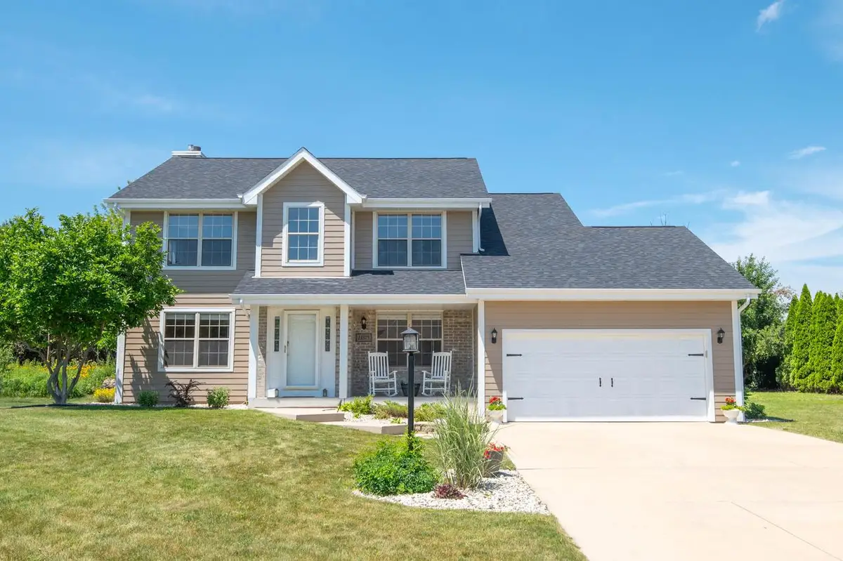 13575 W Foxwood COURT, New Berlin, WI 53151 - #1