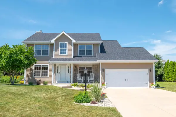 13575 W Foxwood COURT, New Berlin, WI 53151