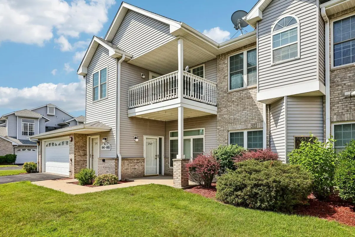 6949 S Rolling Meadows CIRCLE, Oak Creek, WI 53154 - #1