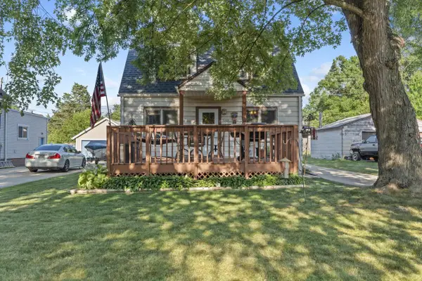 1016 S 97th STREET, West Allis, WI 53214