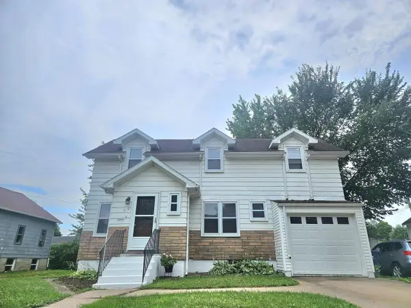 519 W Oak Street, Sparta, WI 54656