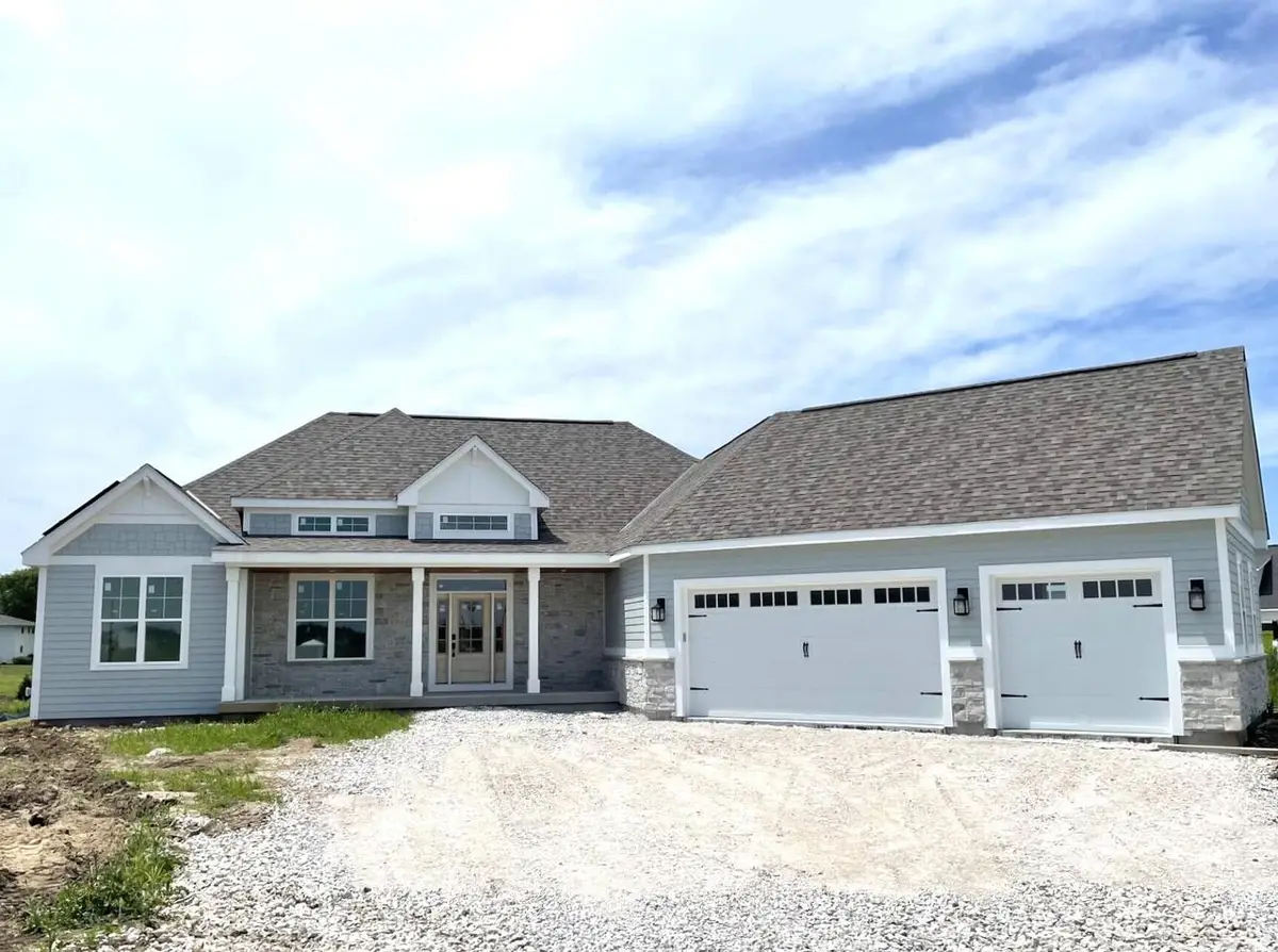 W358N6309 Ennis ROAD, Oconomowoc, WI 53066 - #1