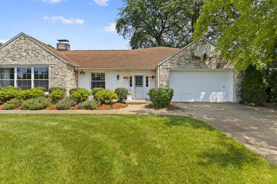 2630 S Root River PARKWAY, Milwaukee, WI 53227 - #3