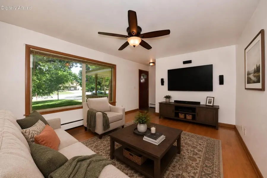 6401 W Edgerton AVENUE, Greendale, WI 53129 - #2