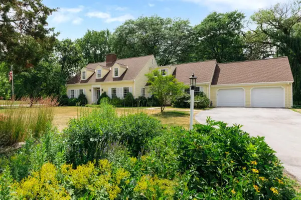 7307 N Bridge LANE, Fox Point, WI 53217