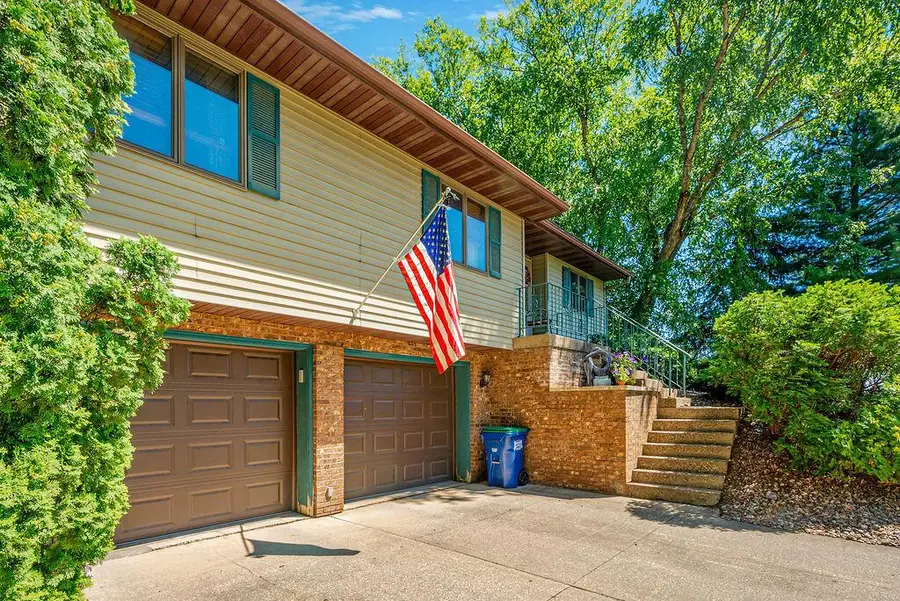 701 Fanta Reed ROAD, La Crosse, WI 54603 - #2
