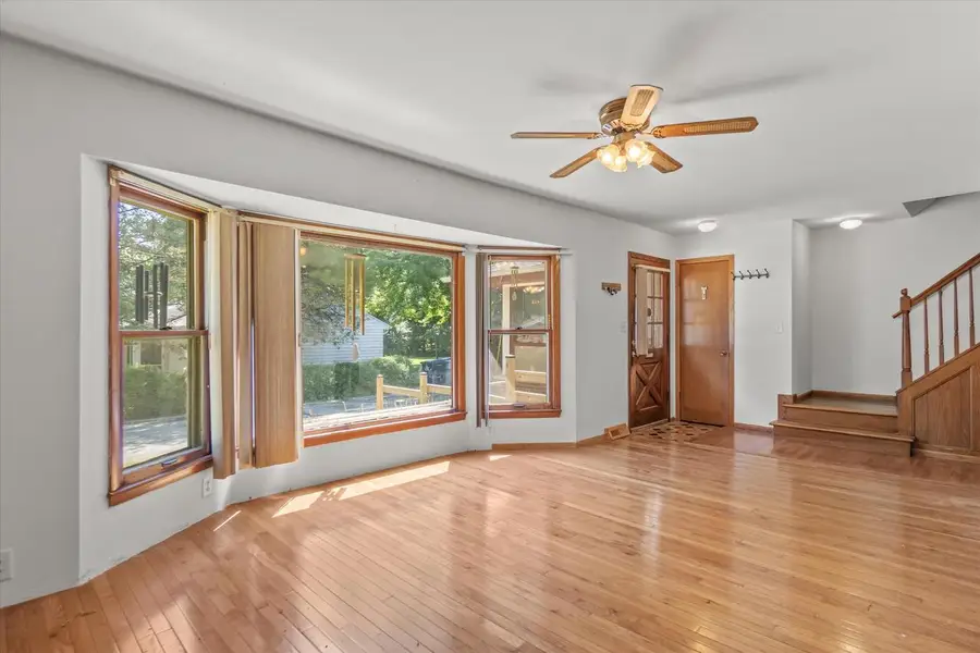 3903 W Kiley AVENUE, Milwaukee, WI 53209 - #2