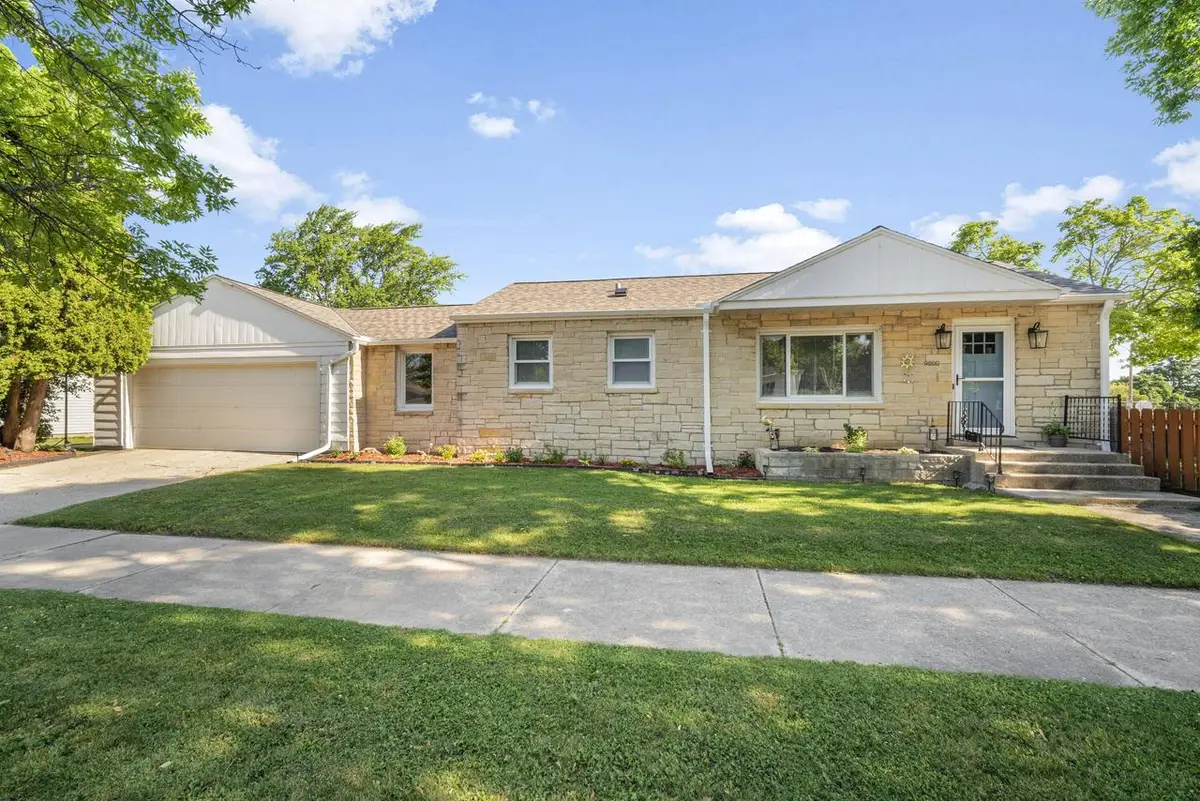 9600 W Nash STREET, Milwaukee, WI 53222 - #1