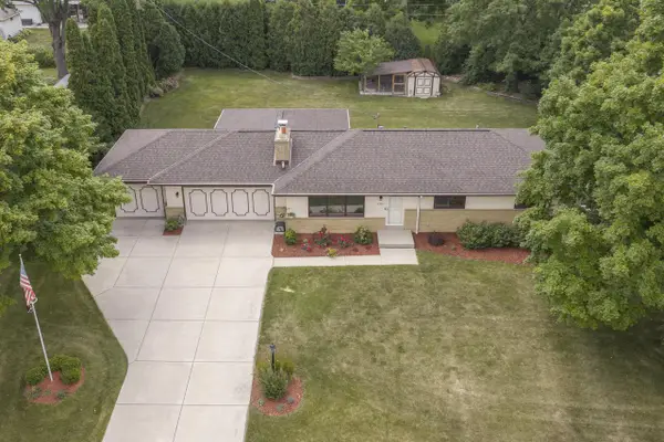 2985 S 126th STREET, New Berlin, WI 53151