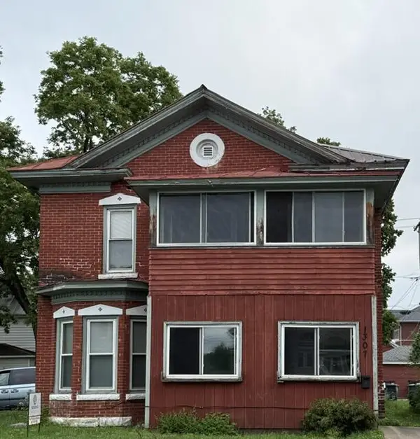 1307 Redfield STREET, La Crosse, WI 54601