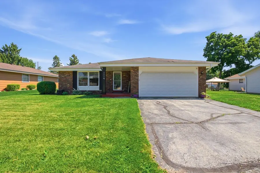1119 Dogwood LANE, Waukesha, WI 53189 - #2
