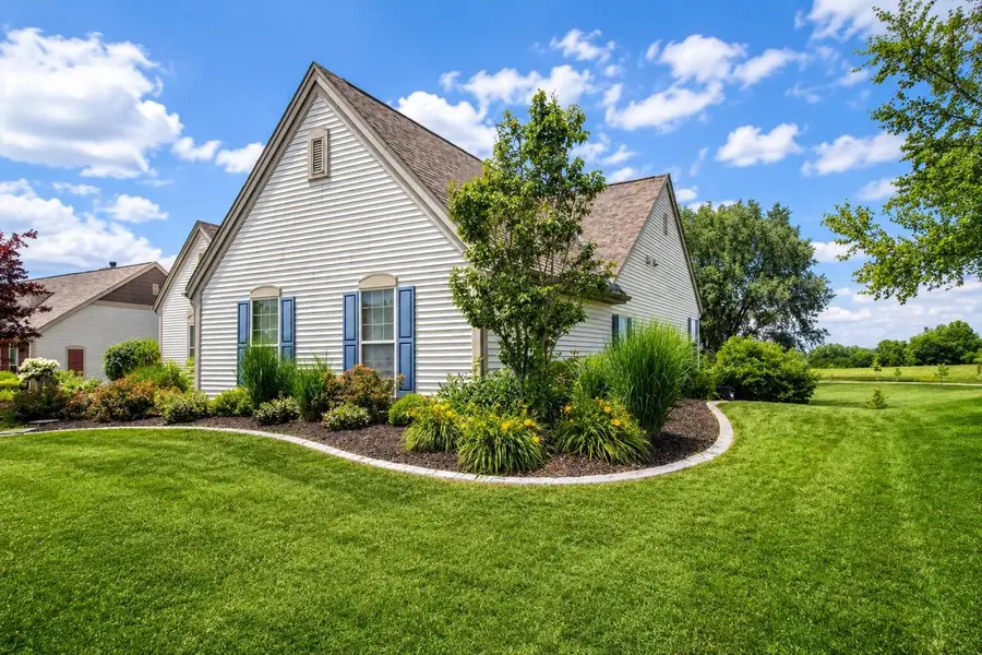 1122 River Place BOULEVARD, Waukesha, WI 53189 - #2