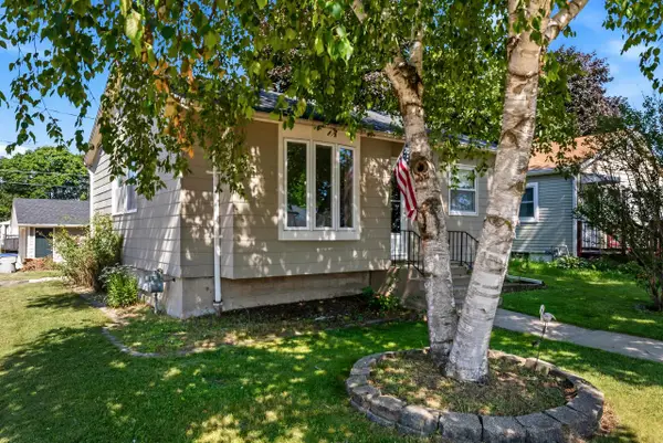 3855 S 17th STREET, Milwaukee, WI 53221