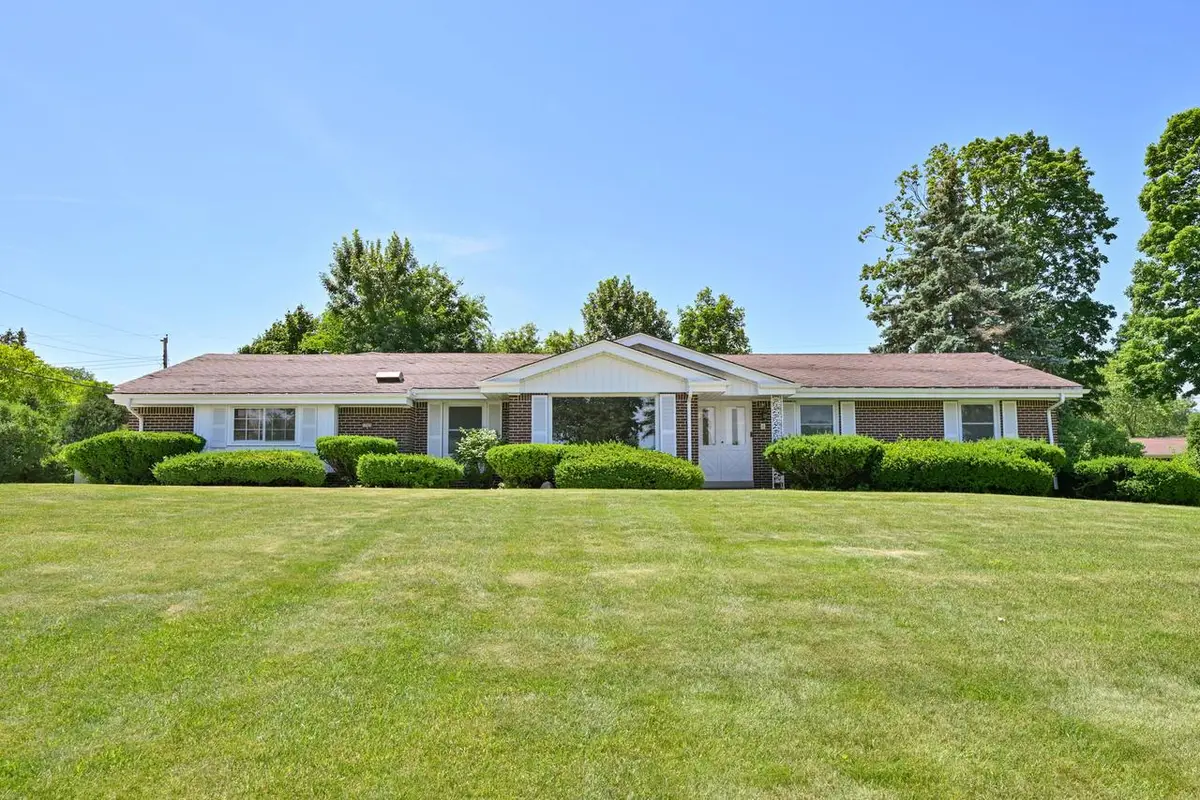 17925 Redvere DRIVE, Brookfield, WI 53005 - #1