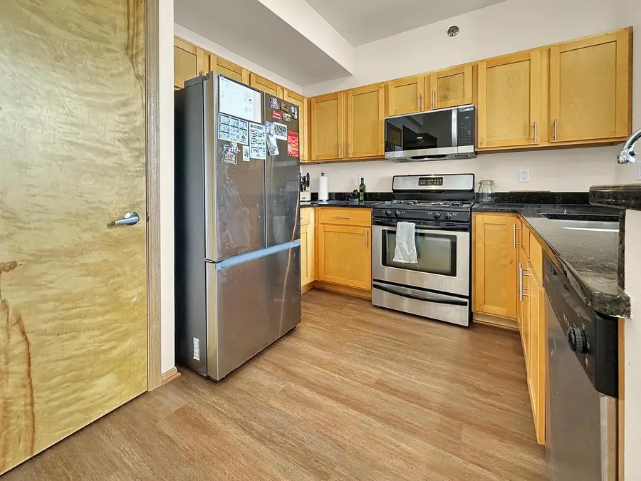 2121 S Kinnickinnic AVENUE #112, Milwaukee, WI 53207 - #3