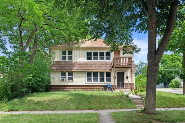 5400 N 53rd STREET #5402, Milwaukee, WI 53218