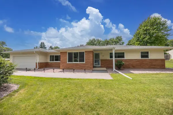 W156N5709 Cheryln DRIVE, Menomonee Falls, WI 53051
