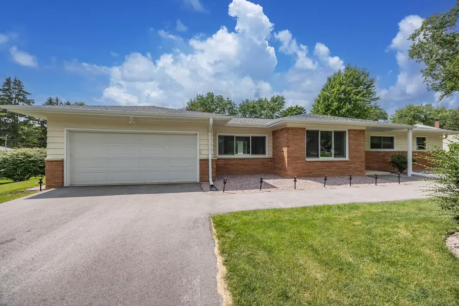 W156N5709 Cheryln DRIVE, Menomonee Falls, WI 53051 - #3