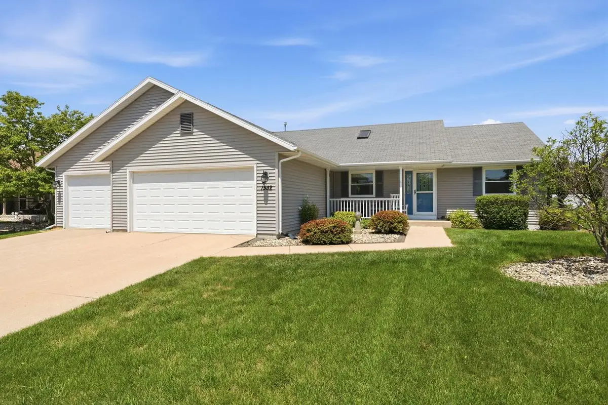 1532 Montclair PLACE, Fort Atkinson, WI 53538 - #1
