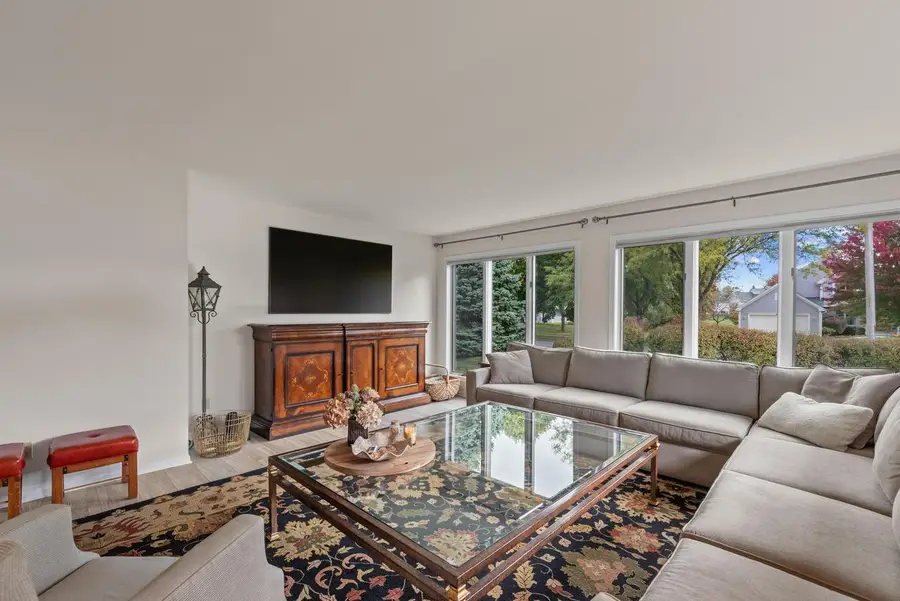 1323 Stonewood CIRCLE, West Bend, WI 53095 - #3