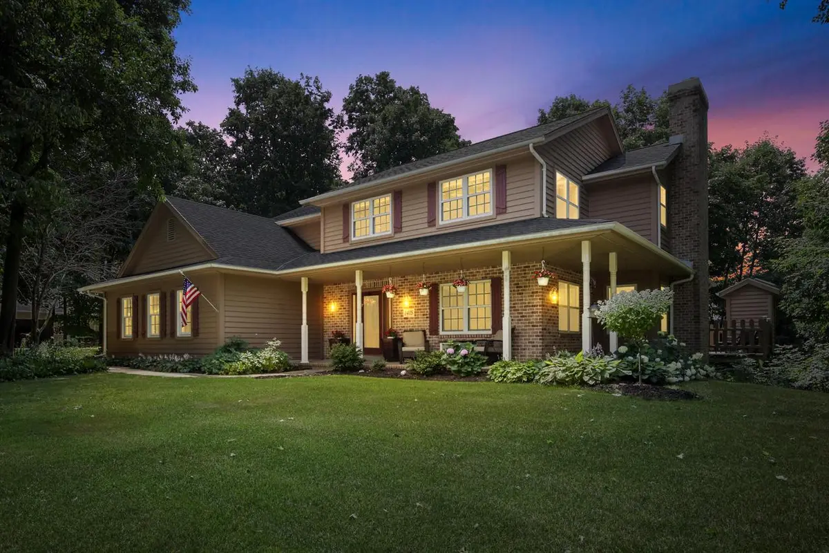 1415 Schloemer DRIVE, West Bend, WI 53095 - #1