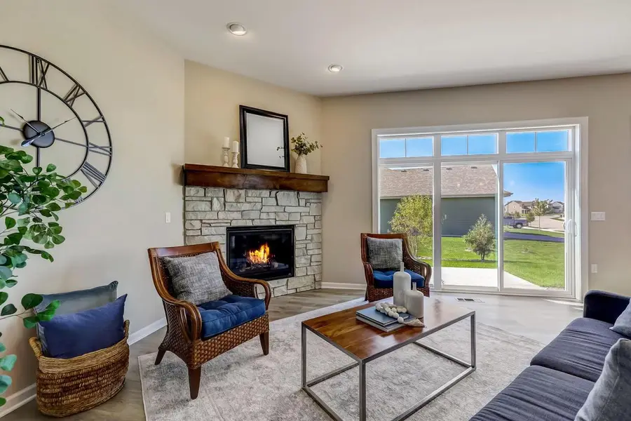 1356 Prairie Creek CIRCLE #26C, Oconomowoc, WI 53066 - #3
