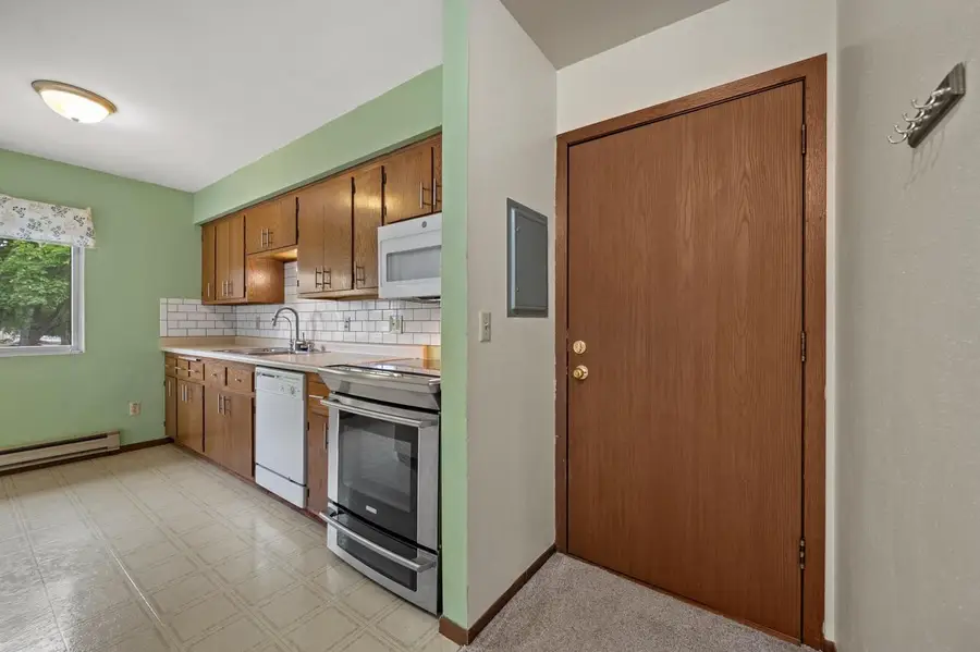 410 Cheviot Chase #4, Waukesha, WI 53186 - #3