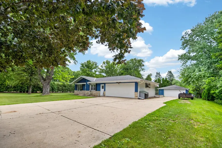 3174 Division ROAD, Jackson, WI 53037 - #2