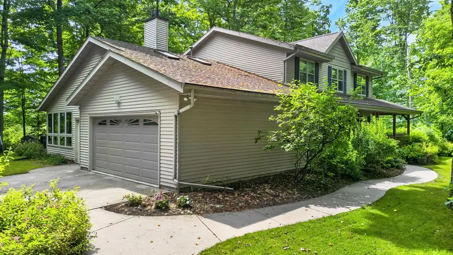 N1933 Alicia COURT, Oostburg, WI 53070 - #2