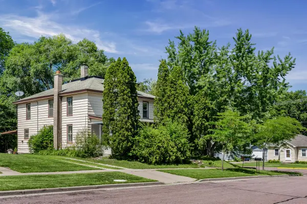 319 Locust STREET, Onalaska, WI 54650