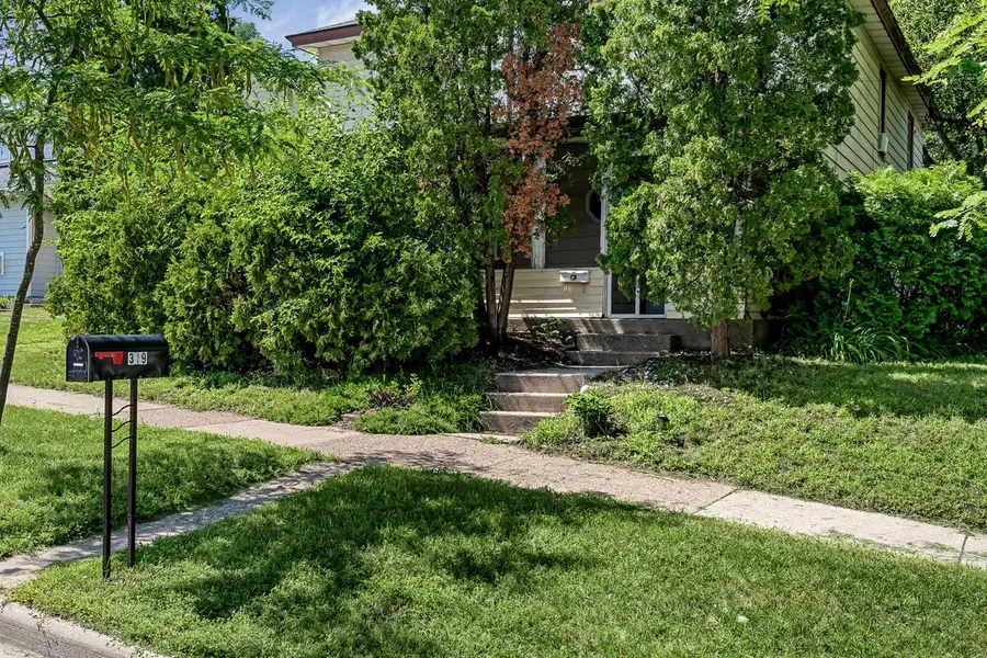 319 Locust STREET, Onalaska, WI 54650 - #2