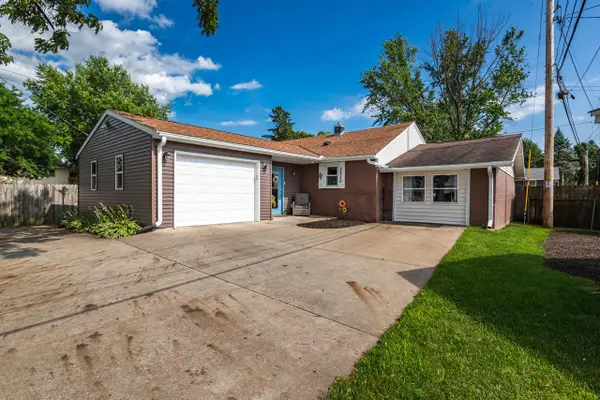 2910 Fairchild STREET E, La Crosse, WI 54601