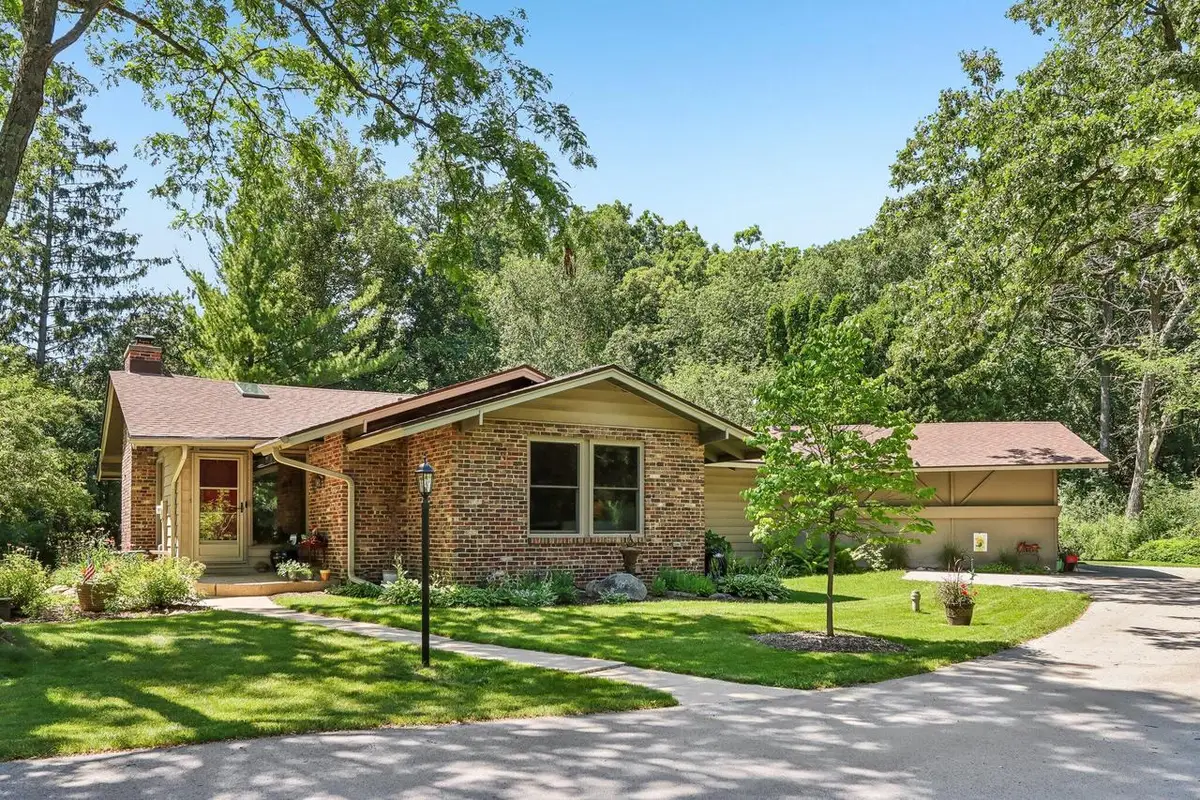 632 Mount Snowdon ROAD, Wales, WI 53183 - #1