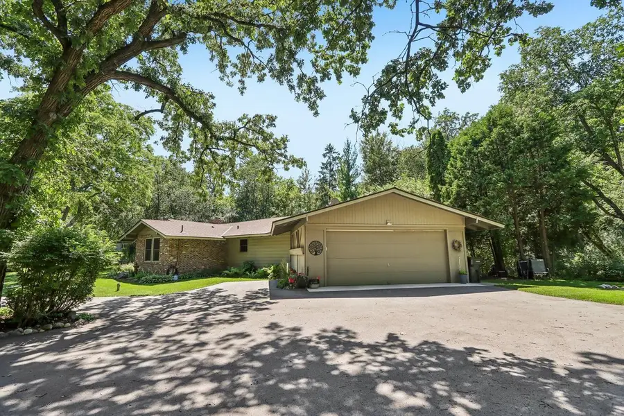 632 Mount Snowdon ROAD, Wales, WI 53183 - #2