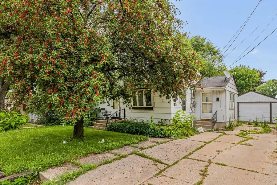 5716 N 64th STREET, Milwaukee, WI 53218 - #3