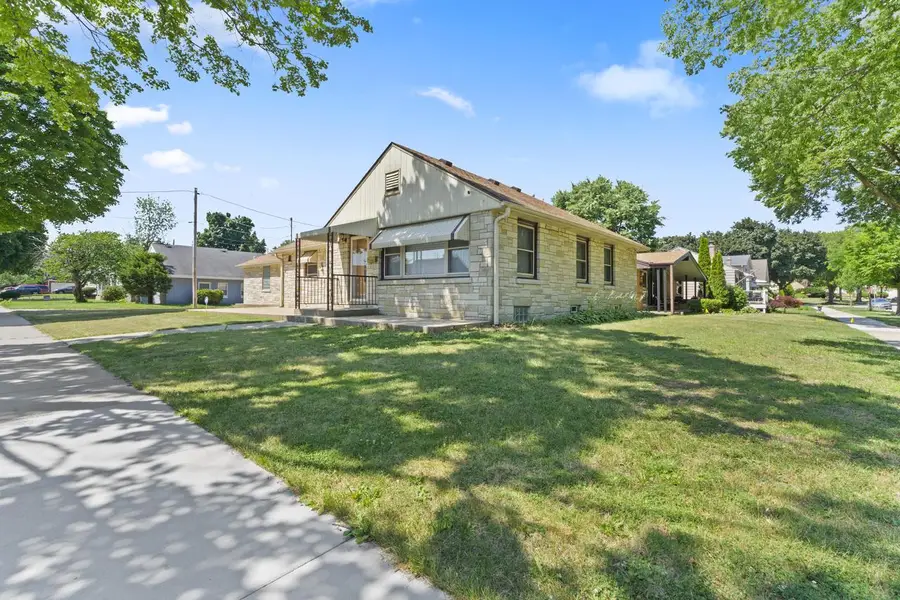 3031 S 33rd STREET, Milwaukee, WI 53215 - #2
