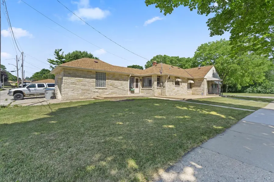 3031 S 33rd STREET, Milwaukee, WI 53215 - #3