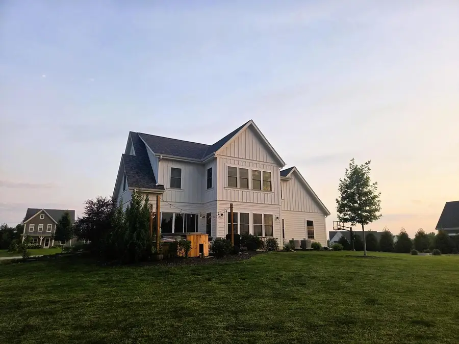 N52W30598 Moraine DRIVE, Hartland, WI 53029 - #3