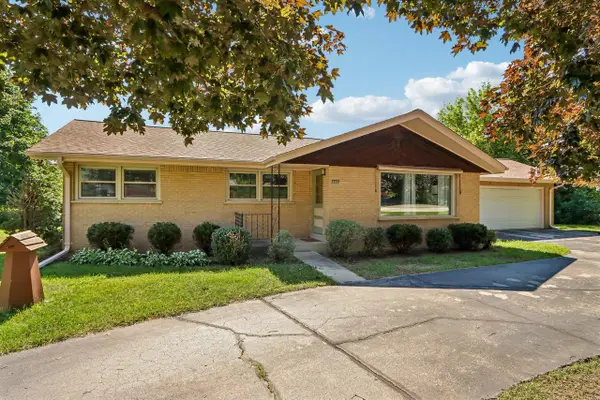 4440 N 135th STREET, Brookfield, WI 53005