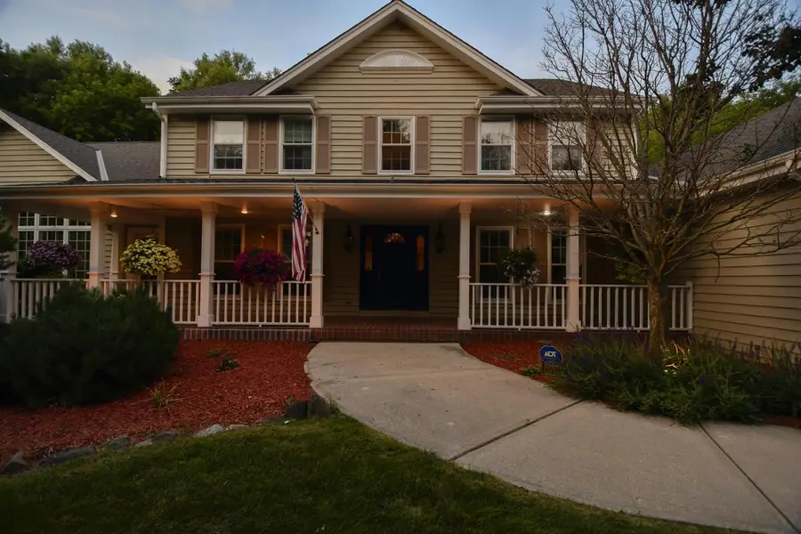 S67W18950 Steeplechase DRIVE, Muskego, WI 53150 - #2