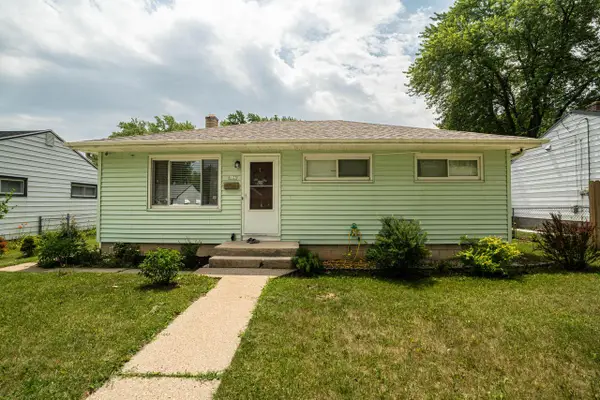 8127 W Herbert AVENUE, Milwaukee, WI 53218