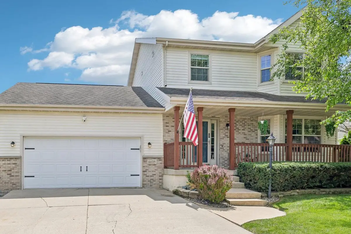 6605 Carlton DRIVE, Madison, WI 53718 - #1