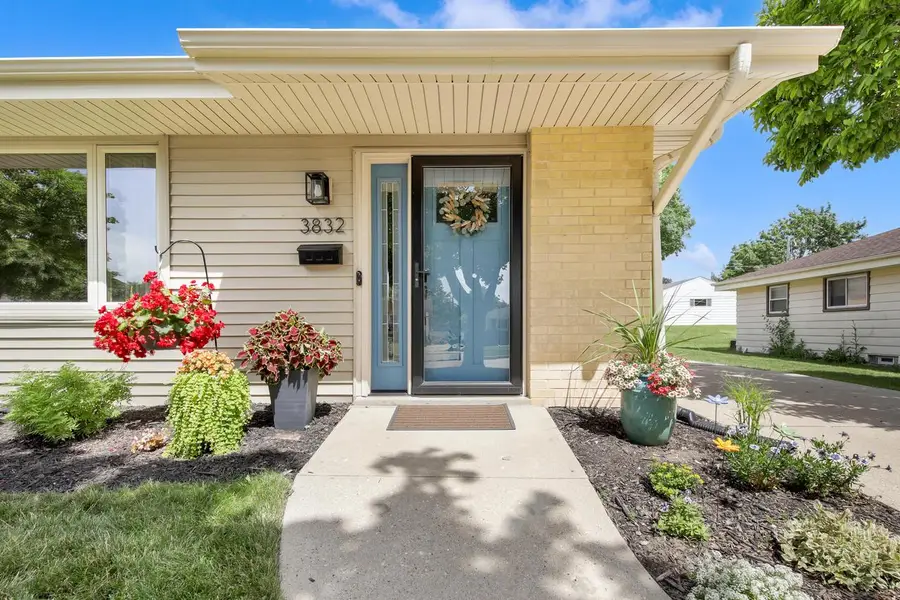 3832 S 93rd STREET, Milwaukee, WI 53228 - #2