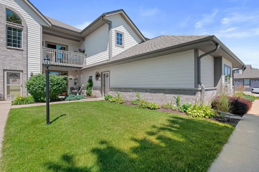 W190N16180 Andrea WAY, Jackson, WI 53037 - #2